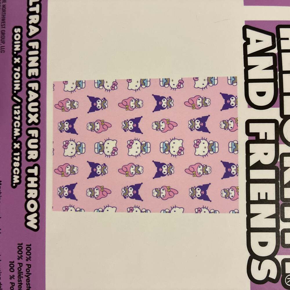 Sanrio Hello Kitty and Friends Kuromi Sharing Sweet Ultra Fine Faux Fur Throw Bl - Picture 4 of 5